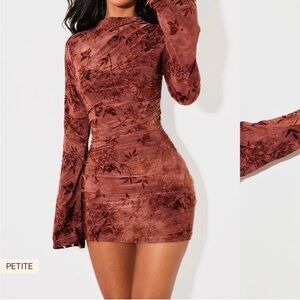 Petite Mauve/Burgundy Floral Velvet Bodycon Dress